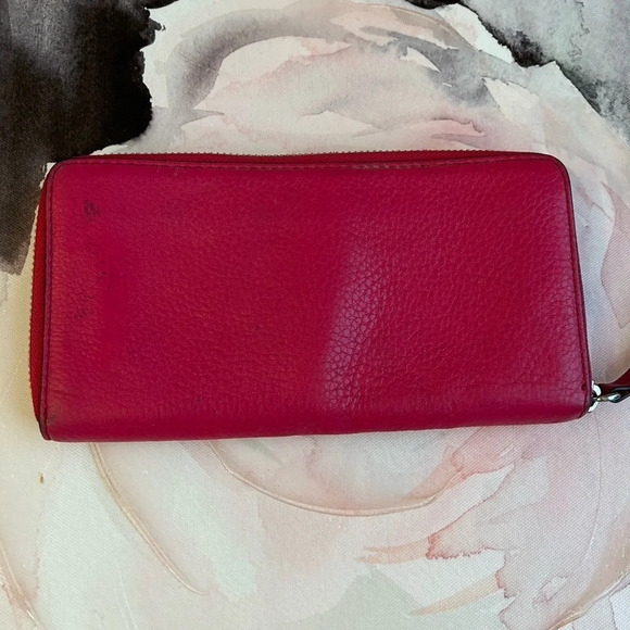 ! marc jacobs pink vertical zip wallet - Picture 2 of 4